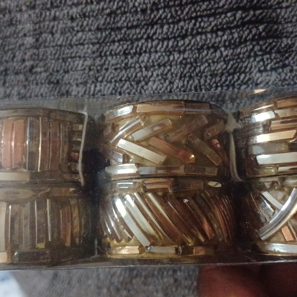 Omiska Napkin Ring Holders - Picture 8 of 8